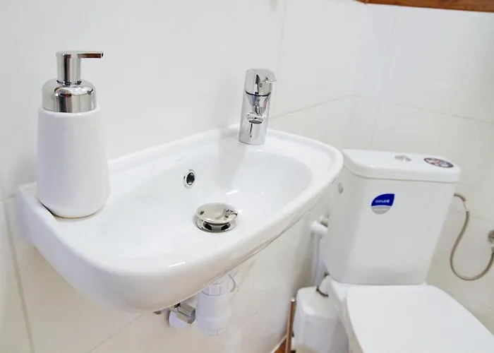 Проживання в сім'ї Grey *