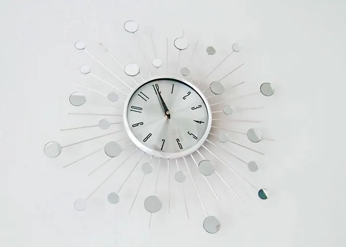 Grey فروتسواف